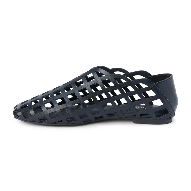 Cooper Flats in Black - Image 2